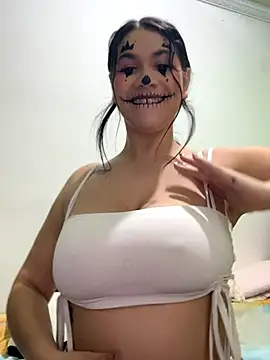 roldanmary online show from October 31, 2:19 am