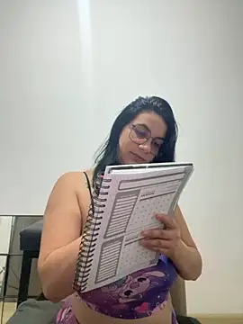 roldanmary online show from November 13, 3:21 am