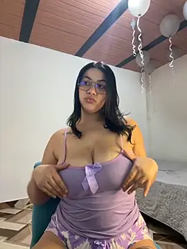 roldanmary online show from December 5, 2:10 am