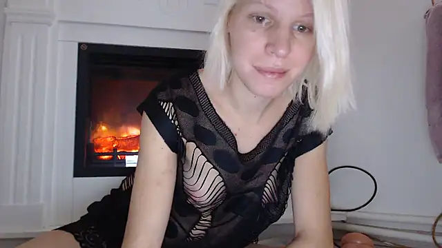 ElssaRush online show from October 29, 5:50 am