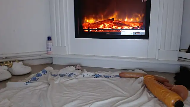 ElssaRush online show from November 29, 12:49 pm