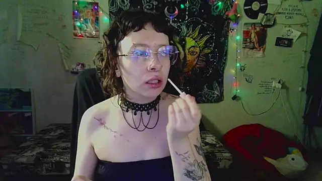 Lil foxxx online show from July 9, 1:21 pm