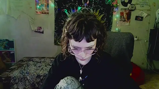 Lil foxxx online show from July 21, 11:11 am