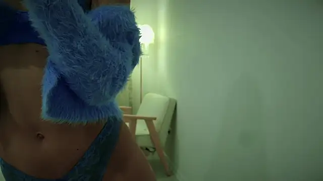 Snapshot of AnnaLotos chatting on October 28, 12:37 pm AnnaLotos online show from October 28, 12:37 pm