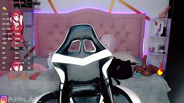 Snapshot of Ashley_dolll chatting on November 5, 9:07 pm Ashley dolll online show from November 5, 9:07 pm