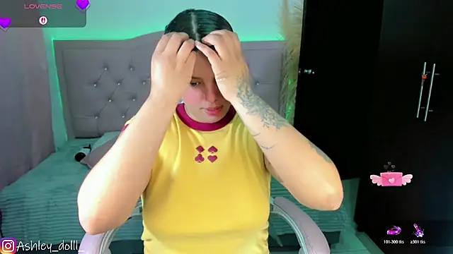Ashley dolll online show from May 4, 9:06 pm