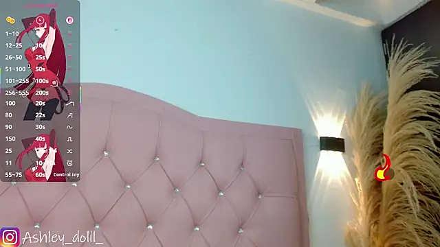 Snapshot of Ashley_dolll chatting on November 12, 9:07 pm Ashley dolll online show from November 12, 9:07 pm