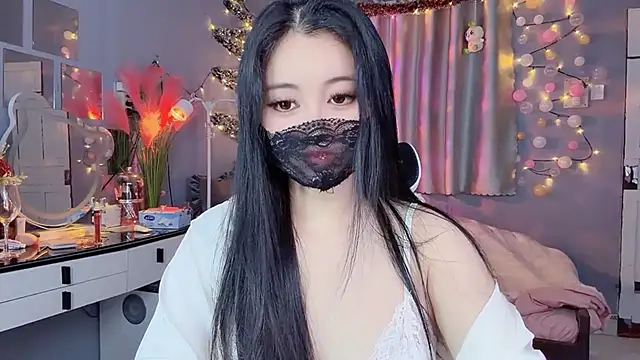 Snapshot of MI_KA22 chatting on November 29, 6:13 am MI KA22 online show from November 29, 6:13 am