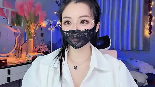 Snapshot of MI_KA22 chatting on November 21, 6:01 am MI KA22 online show from November 21, 6:01 am