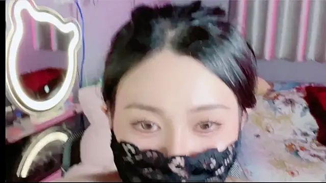 Snapshot of MI_KA22 chatting on March 20, 12:22 pm MI KA22 online show from March 20, 12:22 pm