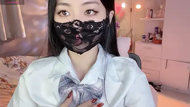 Snapshot of MI_KA22 chatting on March 14, 8:10 am MI KA22 online show from March 14, 8:10 am