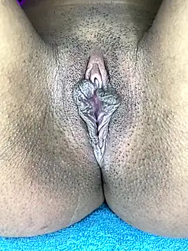 Snapshot of the_crazysex chatting on November 18, 12:30 pm the crazysex online show from November 18, 12:30 pm