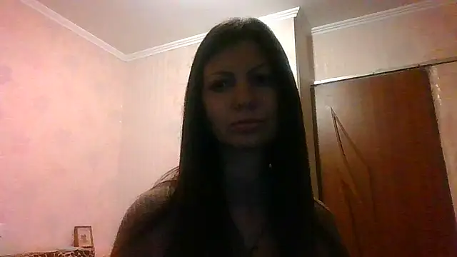 Snapshot of AliseWats chatting on March 10, 5:07 pm AliseWats online show from March 10, 5:07 pm