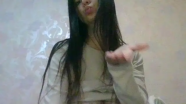 AliseWats online show from March 27, 9:16 pm