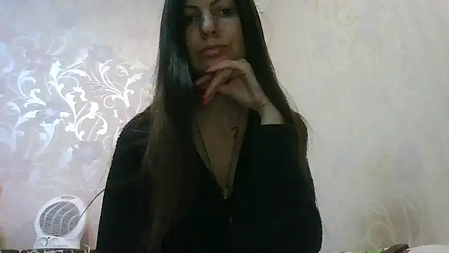 AliseWats online show from January 8, 8:04 pm