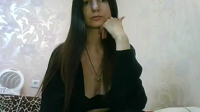 Snapshot of AliseWats chatting on November 6, 1:26 pm AliseWats online show from November 6, 1:26 pm