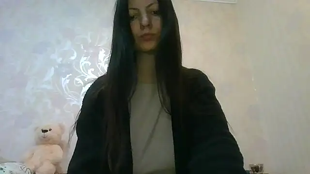 AliseWats online show from April 15, 8:53 pm