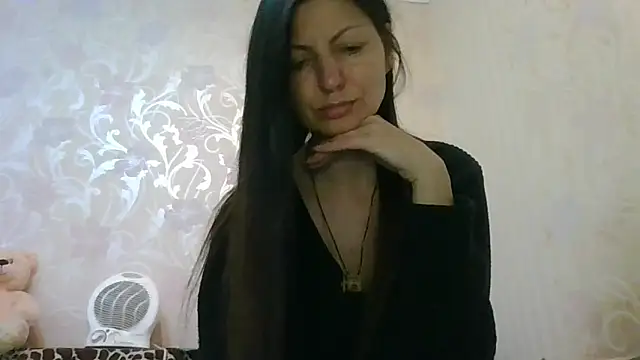 Snapshot of AliseWats chatting on November 24, 8:09 pm AliseWats online show from November 24, 8:09 pm