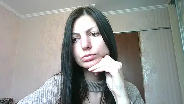 Snapshot of AliseWats chatting on March 12, 1:51 pm AliseWats online show from March 12, 1:51 pm