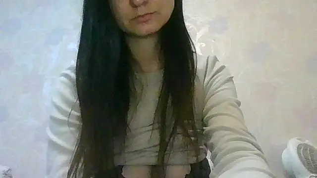 AliseWats online show from March 31, 7:49 pm