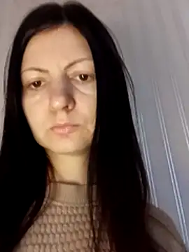 Snapshot of AliseWats chatting on February 8, 11:19 am AliseWats online show from February 8, 11:19 am