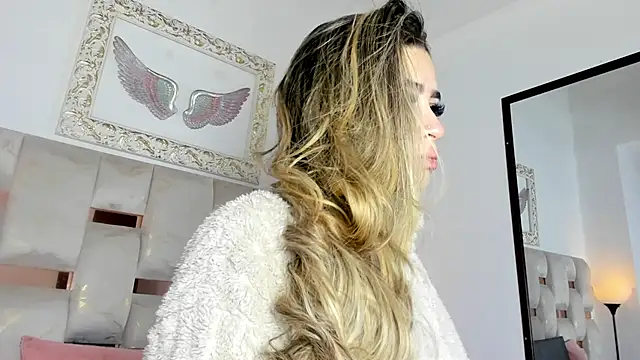 Lola Blondie online show from November 24, 12:27 pm