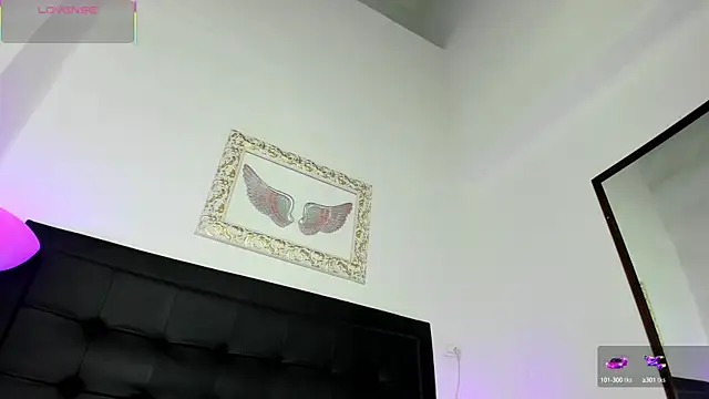 Snapshot of Lola_Blondie chatting on September 28, 12:12 pm Lola Blondie online show from September 28, 12:12 pm