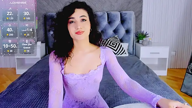 Maya Rogerss online show from November 29, 2:39 pm