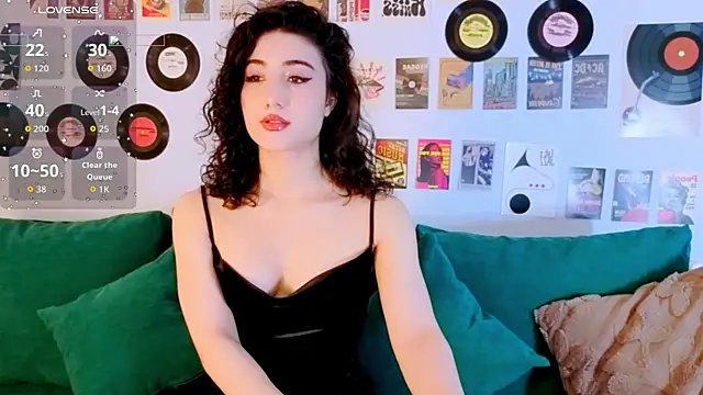 Maya Rogerss online show from May 1, 3:06 pm