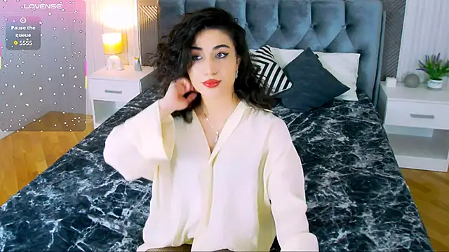 Maya Rogerss online show from March 18, 2:41 pm