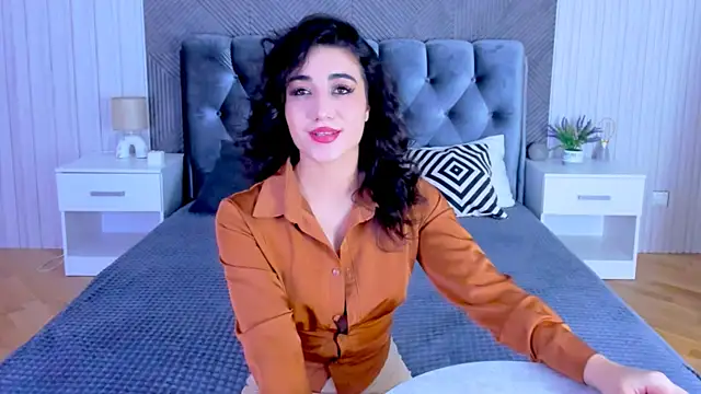 Maya Rogerss online show from November 14, 2:43 pm