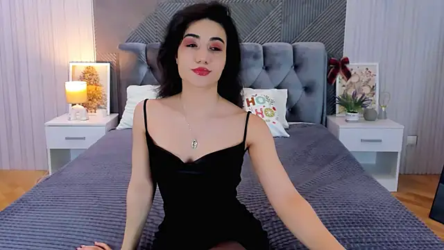 Maya Rogerss online show from December 21, 2:41 pm