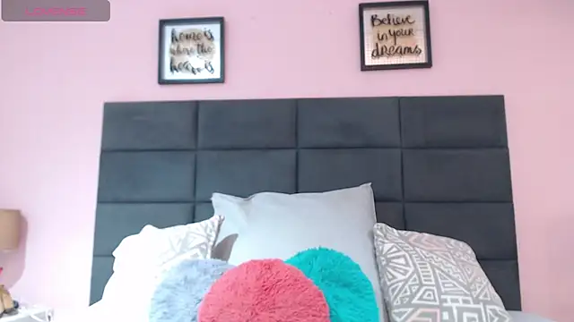 SophiaQueens online show from September 13, 8:09 pm