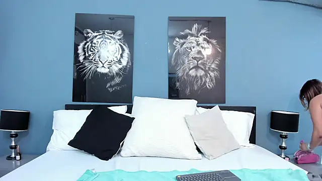 SophiaQueens online show from December 22, 8:31 pm