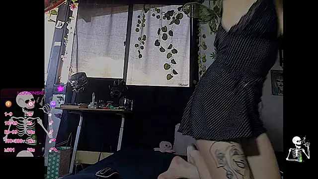 Snapshot of 420mussa chatting on October 18, 2:52 pm 420mussa online show from October 18, 2:52 pm