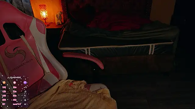 sweet  thang online show from March 31, 11:23 am