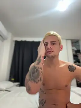 CarinaRose online show from April 13, 9:08 pm