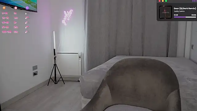   Milana     online show from March 26, 4:38 pm