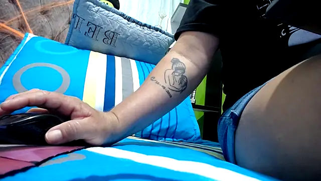 ANA-BULLOCK- online show from November 1, 12:10 pm