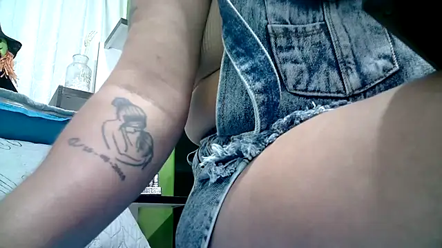 ANA-BULLOCK- online show from October 27, 12:39 pm