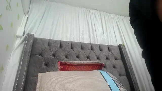 ANA-BULLOCK- online show from September 20, 12:21 pm