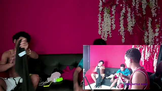 Snapshot of hot_dirty_paradise_66 chatting on October 4, 7:04 pm hot dirty paradise 66 online show from October 4, 7:04 pm