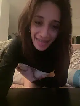 laprincesa2punto0 online show from March 7, 8:44 pm
