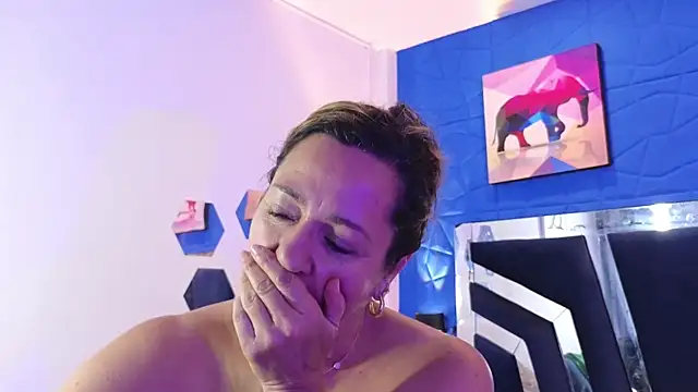 weet Evans    online show from March 19, 11:17 am