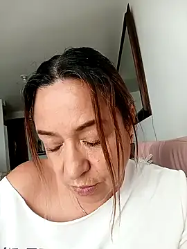 weet Evans    online show from February 6, 4:36 pm