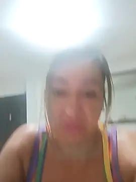 weet Evans    online show from October 30, 11:01 pm