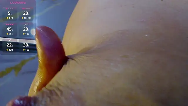 Zoebreastmilk2 online show from November 21, 4:17 pm