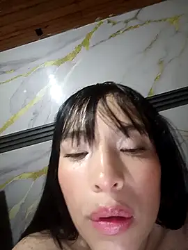 Zoebreastmilk2 online show from December 3, 3:55 pm