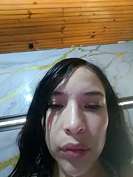 Zoebreastmilk2 online show from April 26, 6:27 pm