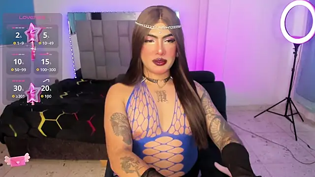 Sophie whitexxx online show from May 28, 9:43 pm